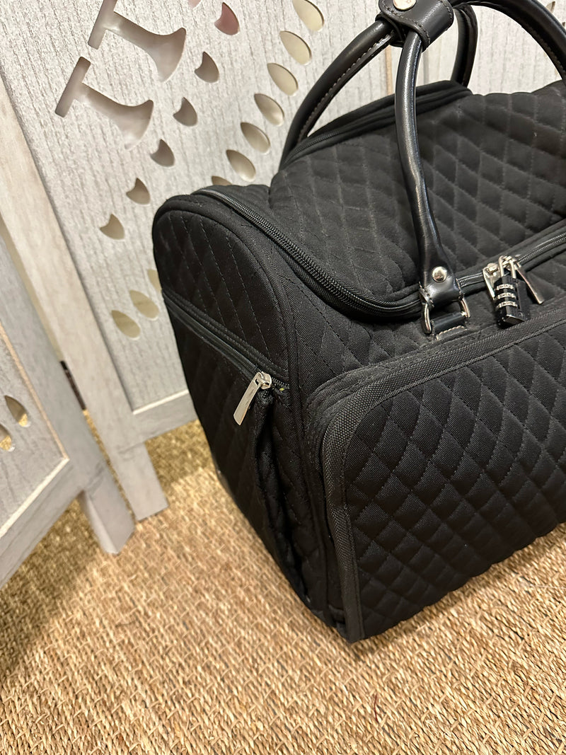 VERA BRADLEY Canvas Black Quilted luggage