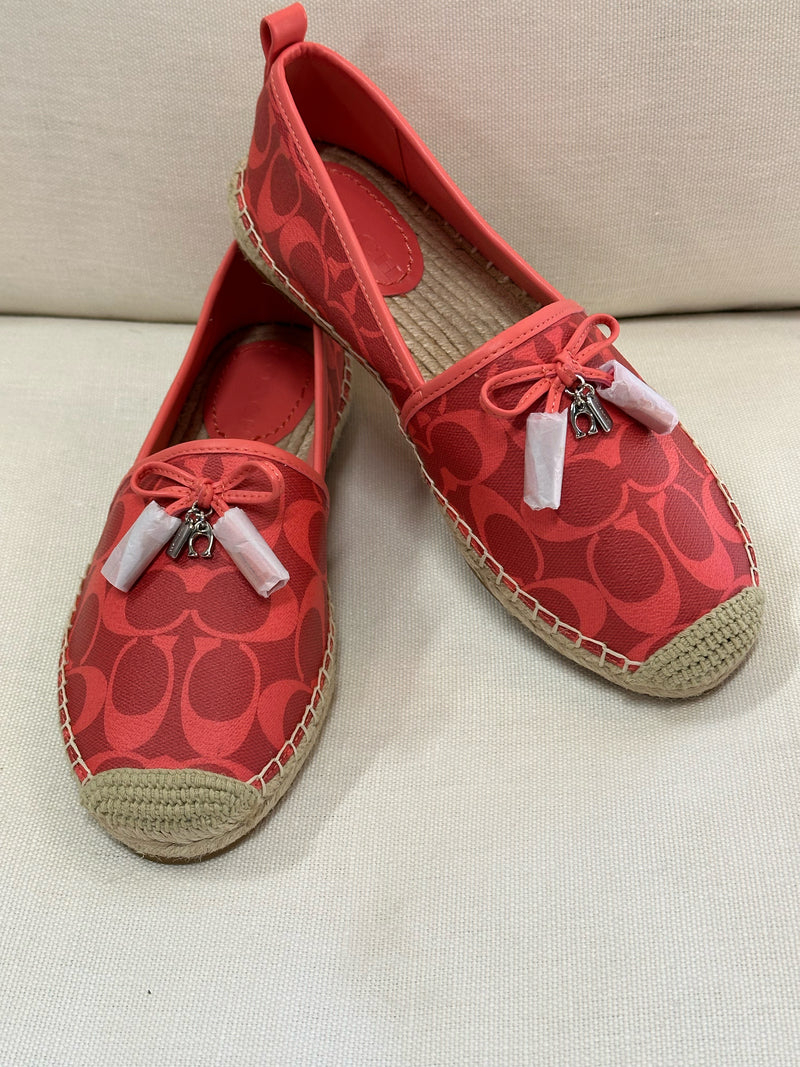 COACH Coated Canvas Coral Carson Size 7.5 Flats