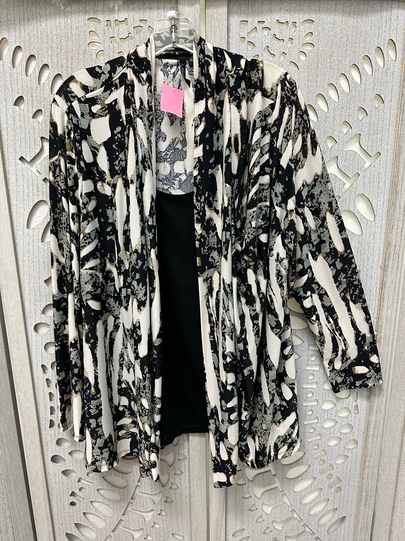 Essentials by Milano Polyblend black/gray/beige/white Abstract Size 1X Blouse