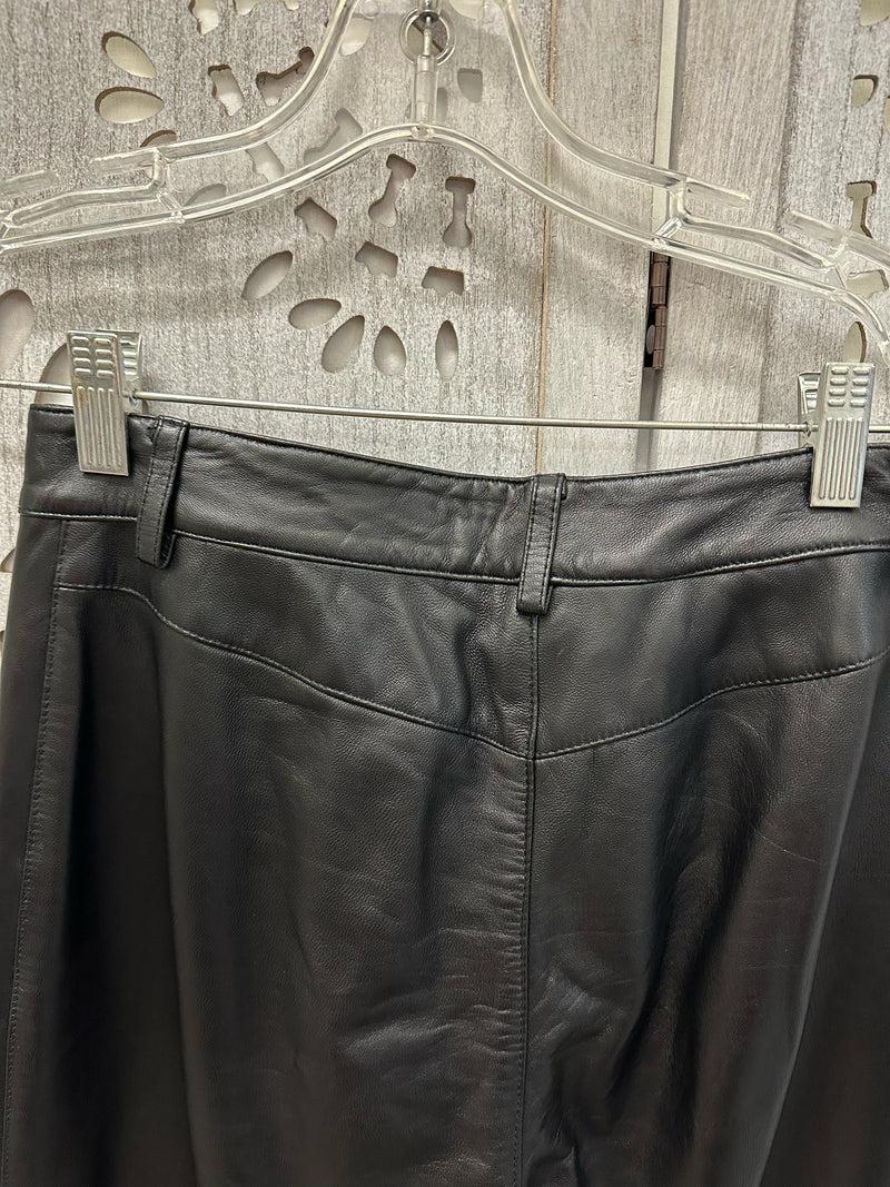 St. John Sport Leather Black Solid Size 2 Pants