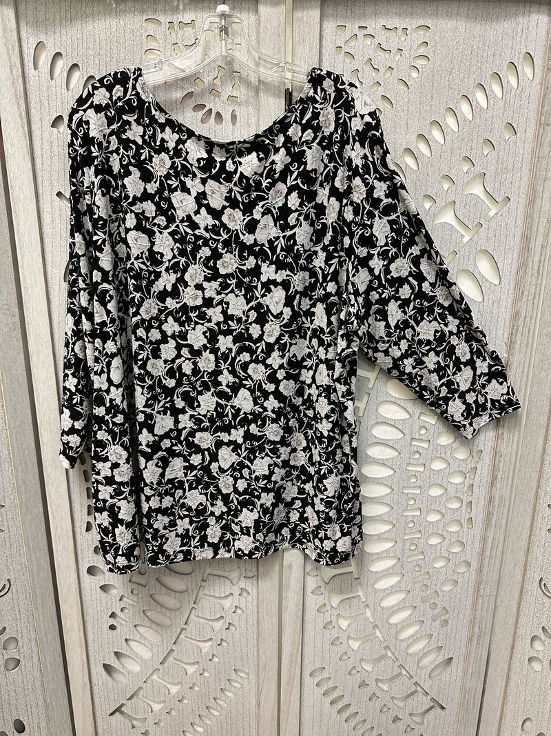 Croft & Barrow Polyblend black/white/beige Floral Size 2X Blouse